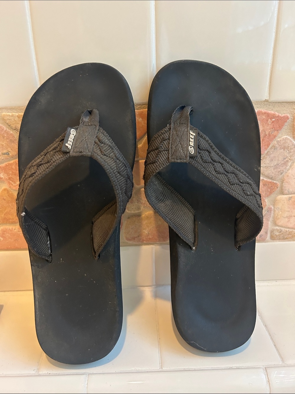Reef Men’s Black Strap Flip Flops